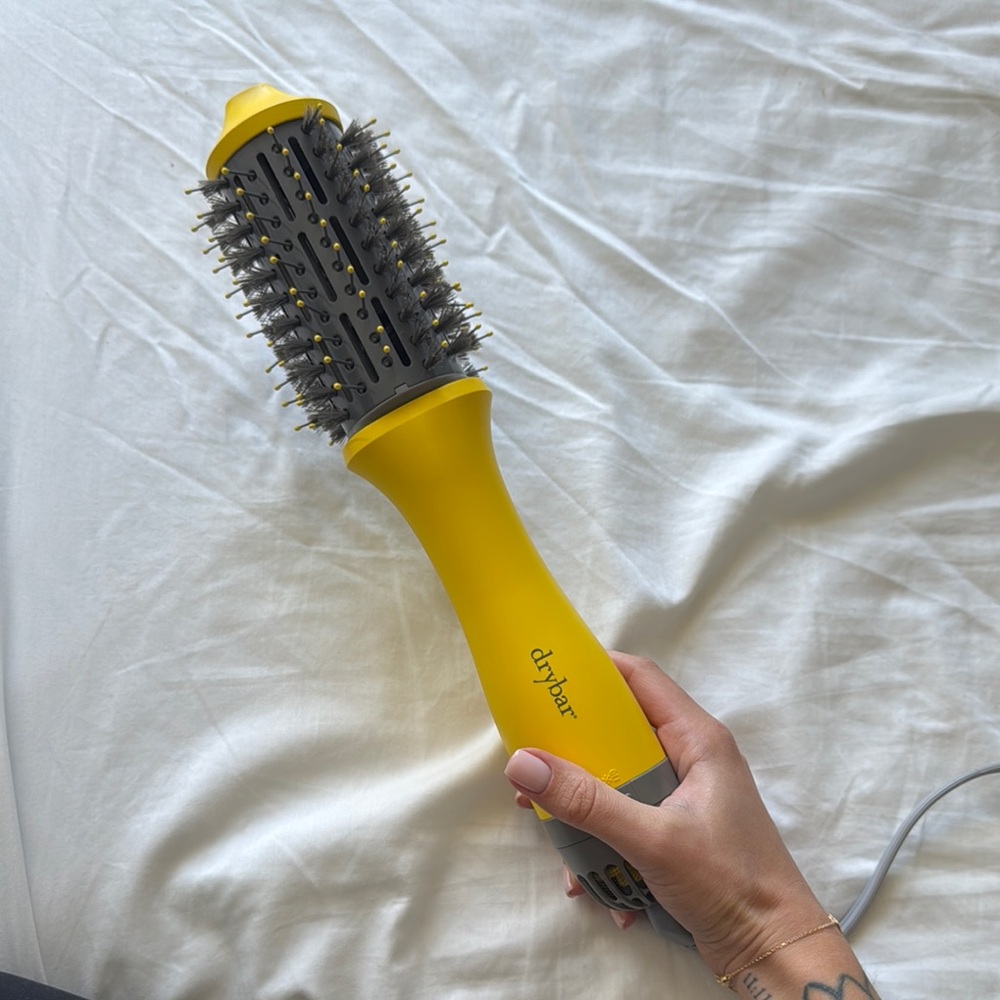Drybar The Double Shot Oval Blow-Dryer Brush